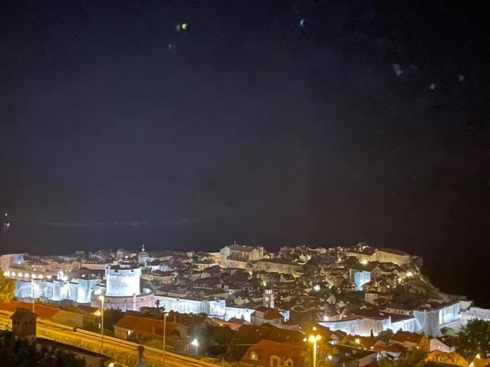 Charming View Old Town Ap, With Free Parking Lejlighed Dubrovnik Eksteriør billede